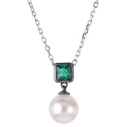 Emerald & Freshwater Cultured Pearl Necklace