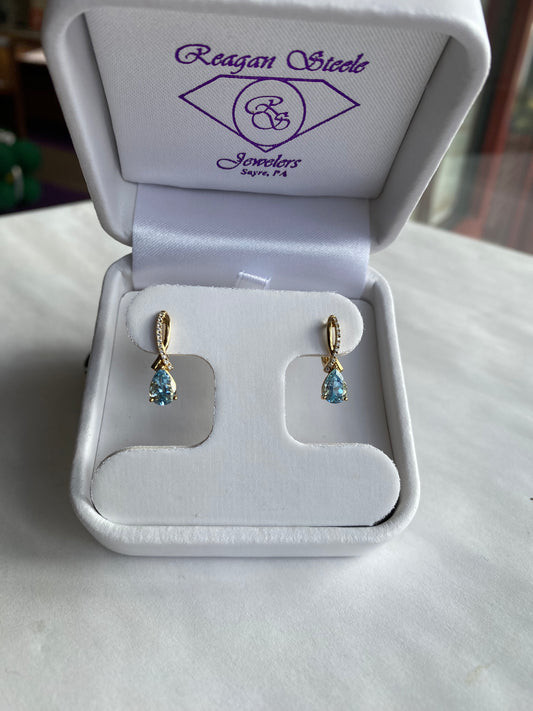 14K Gold and Natural Aquamarine Earrings